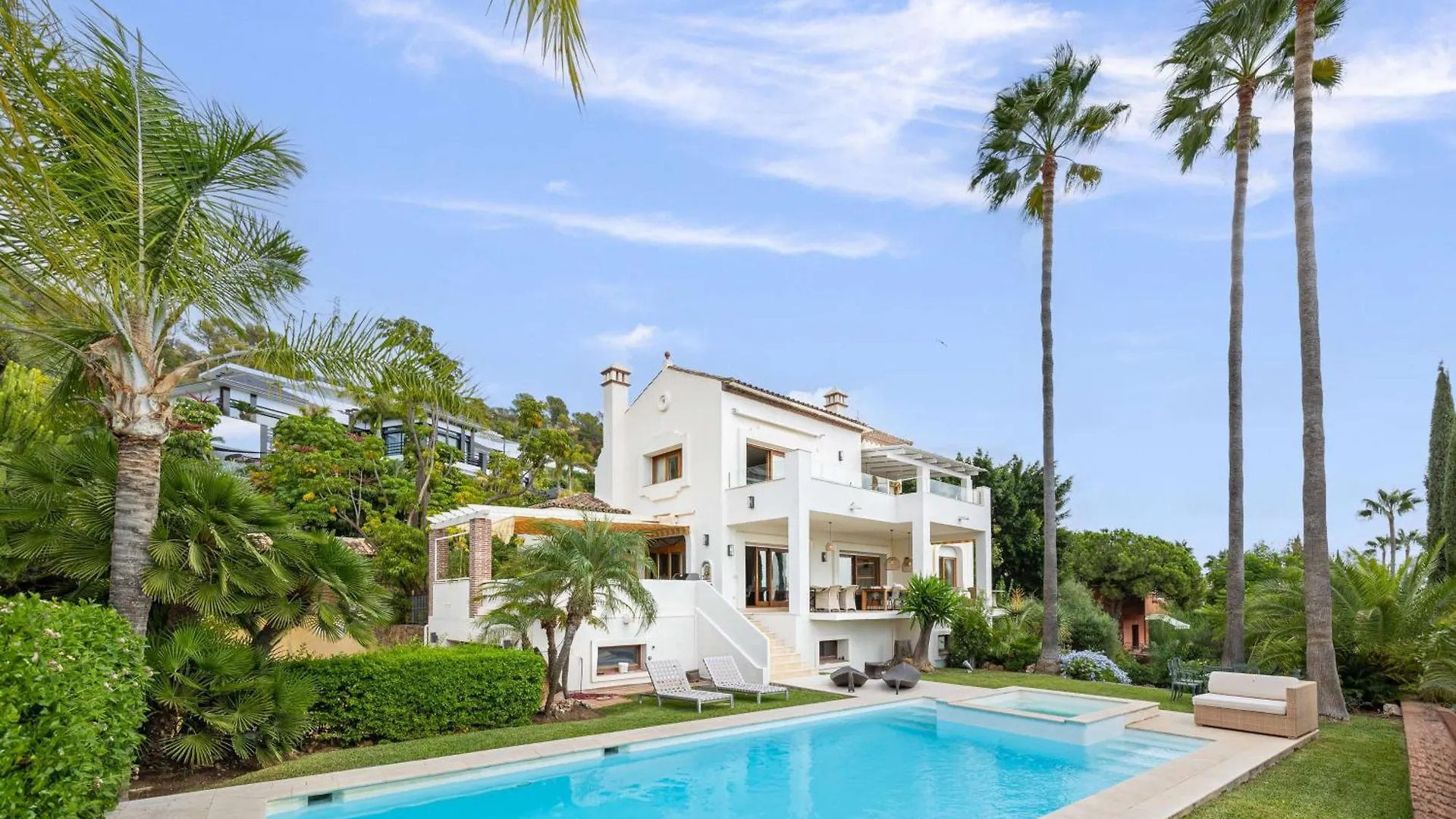 Villa Caramel - Excellent Location In Golden Mile Marbella